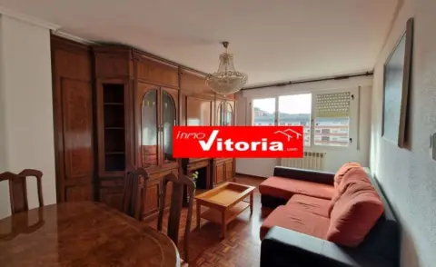 Piso en calle de la Voluntaria Entrega