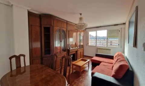 Piso en calle de la Voluntaria Entrega