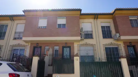 Casa adosada en calle de Eva Yerbabuena