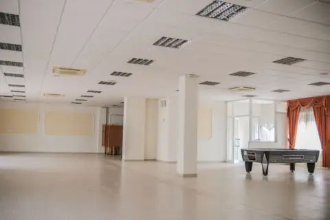 Local comercial en calle del Clavel