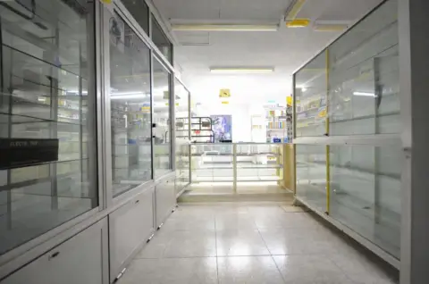 Local comercial en calle Ginés Martín