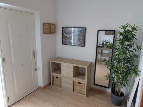 Piso en Los Dolores-Los Gabatos