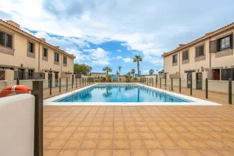 Chalet en Avenida Juan Carlos I