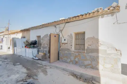 Chalet en calle Levante