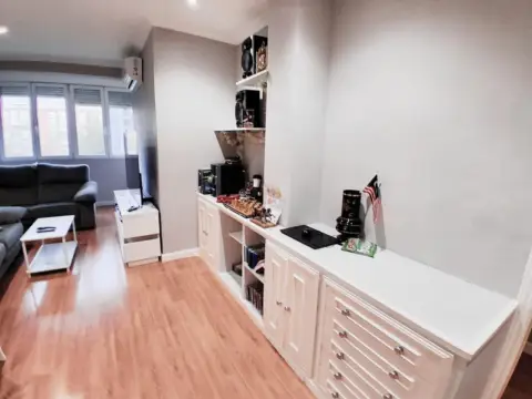 Piso en calle de Castrillo de Aza