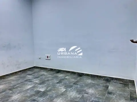 Local comercial en Avenida del Parque