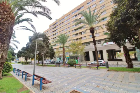 Piso en Avenida de Óscar Esplá