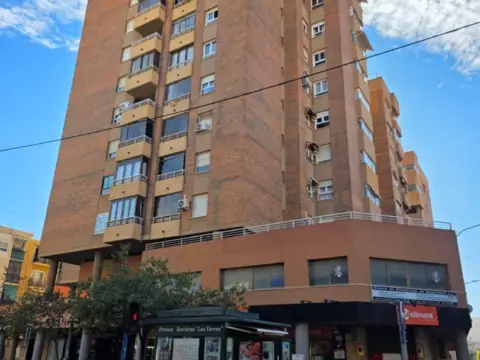 Piso en Carolinas Altas