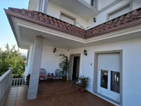 Chalet en calle Vilariño