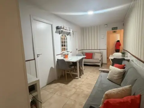 Habitación en calle de Donoso Cortés