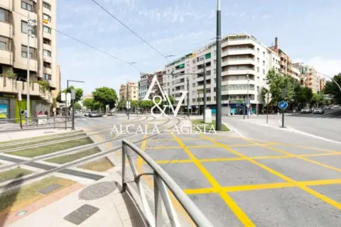 Piso en Avenida del Doctor Oloriz, 2