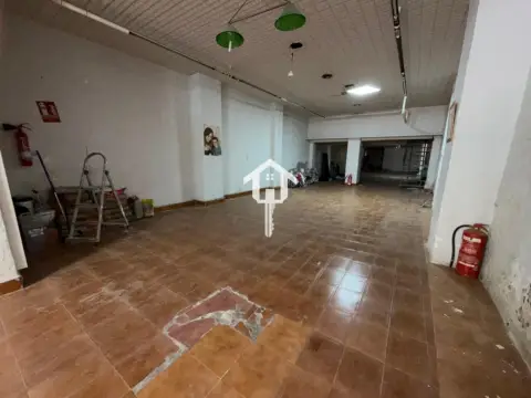 Local comercial en calle de Jaime Segarra