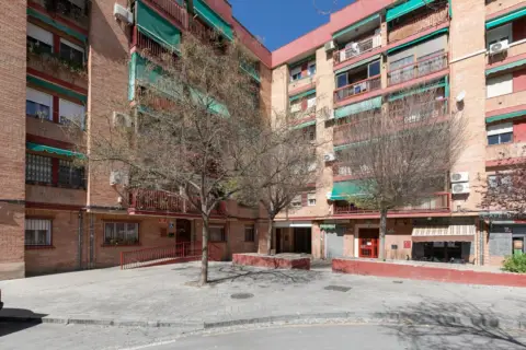 Piso en Plaza del Poeta Juan Boscán, 6