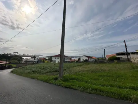 Terreno en Avenida del Médico Cebreiro, 136