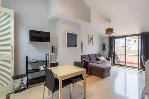 Ático en Constitucion