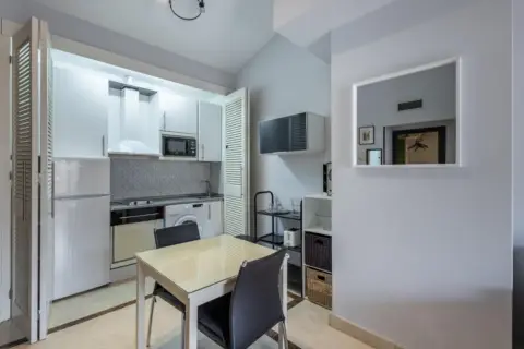 Ático en Constitucion