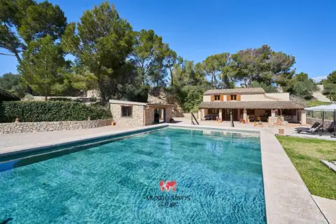 Chalet en Carrer dels Quarterades