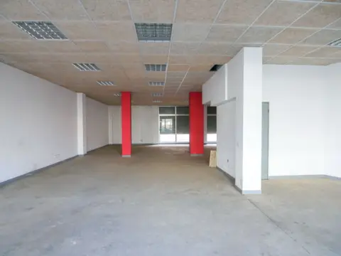 Local comercial en Eixample Sud