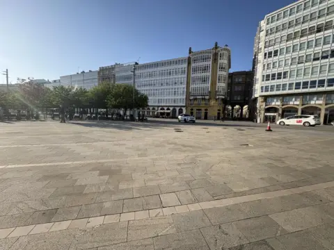 Garaje en Paseo de la Darsena, 1