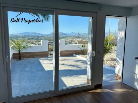 Casa pareada en calle de Costa Garraf