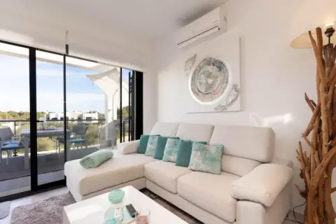 Ático en Carrer Laponia