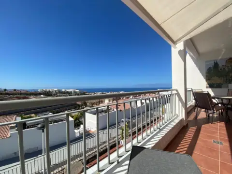 Dúplex en Avenida de los Acantilados