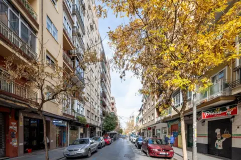 Piso – Granada Capital