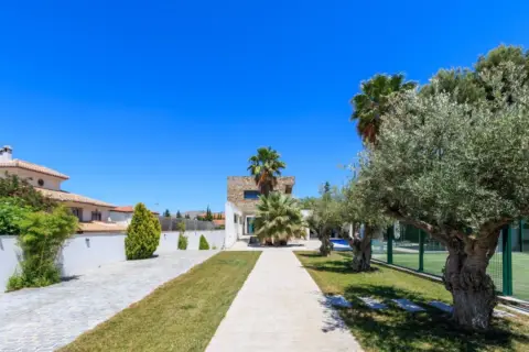 Casa en Gojar