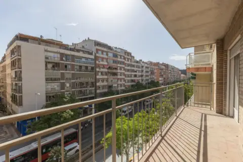 Piso – Granada Capital