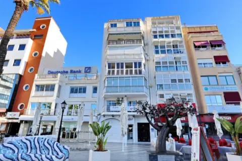 Apartment in Plaza de Waldo Calero, 3