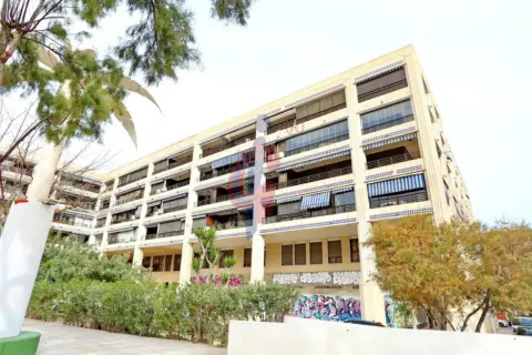 Apartamento en calle de la Puerta de Riad, 1