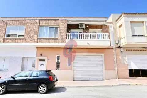 Apartamento en Carrer Madrid, 18