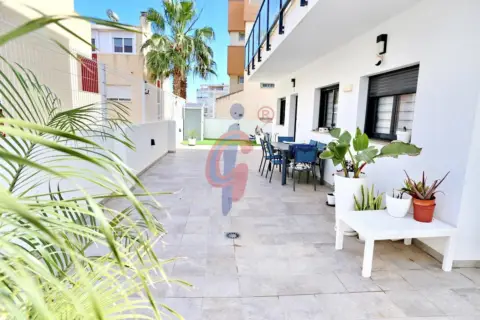 Piso en Carrer Callosa, 8