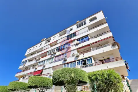 Estudio en calle de Aquiles, 17