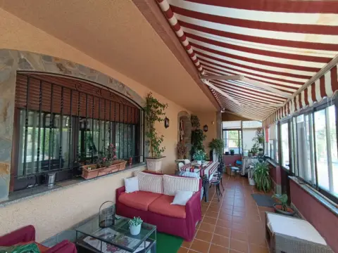 Chalet en calle Diseminados
