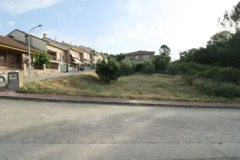 Terreno en calle del Pintor Victorio Rodríguez Gómez, 22