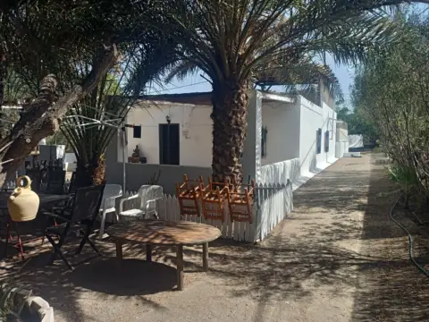 Chalet en calle los Pedregales