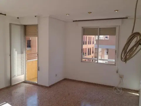 Piso en calle de Don Juan de Austria