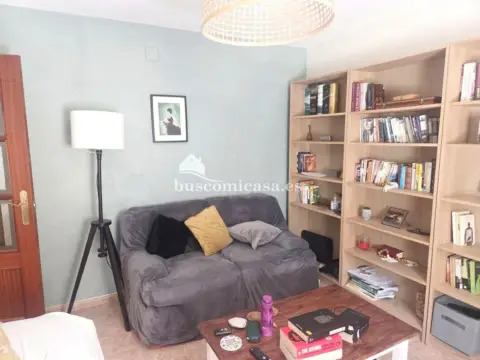 Casa adosada en calle Hornos Mírez