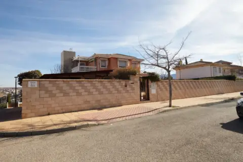 Chalet en Camino de la Mesta, 18