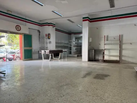 Local comercial en Avenida del Gamonal