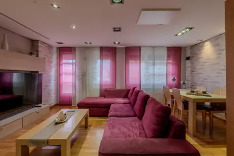 Dúplex en calle de la Constitución, 7