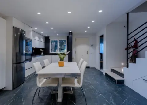 Casa adosada en Avenida de Madrid, 66