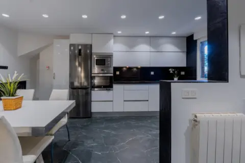 Casa adosada en Avenida de Madrid, 66