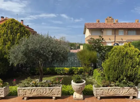 Casa pareada en calle del Prado, 37
