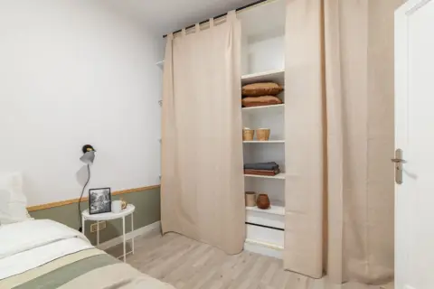 Habitación en Carrer de Balmes, 323