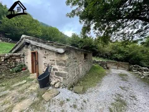 Finca rústica en Vega de Pas