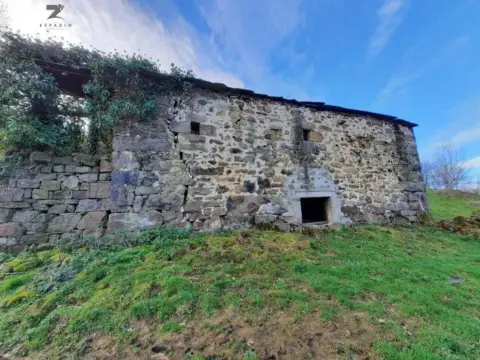 Finca rústica en Pisueña