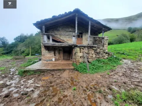 Finca rústica en Valles Pasiegos