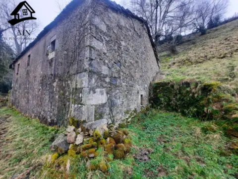 Finca rústica en Vegalosvados